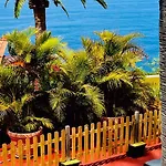 Villa Con Piscina Climatizada Y Vistas Al Mar *