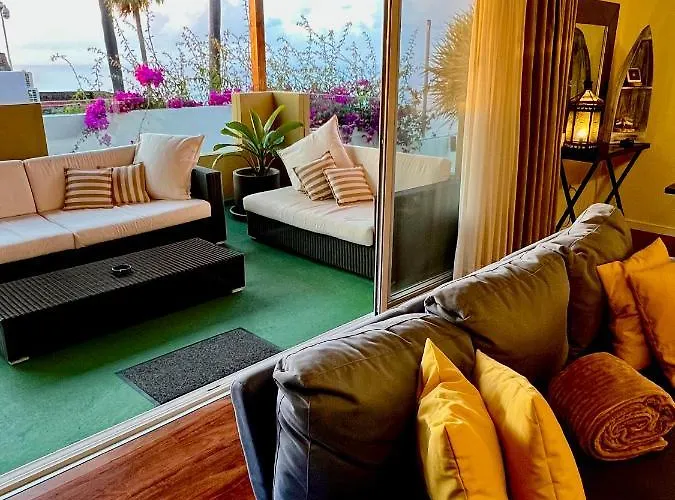 Con Piscina Climatizada Y Vistas Al Mar Puntillo Del Sol