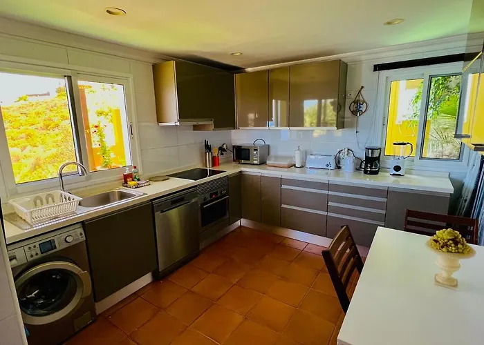 Con Piscina Climatizada Y Vistas Al Mar Puntillo Del Sol