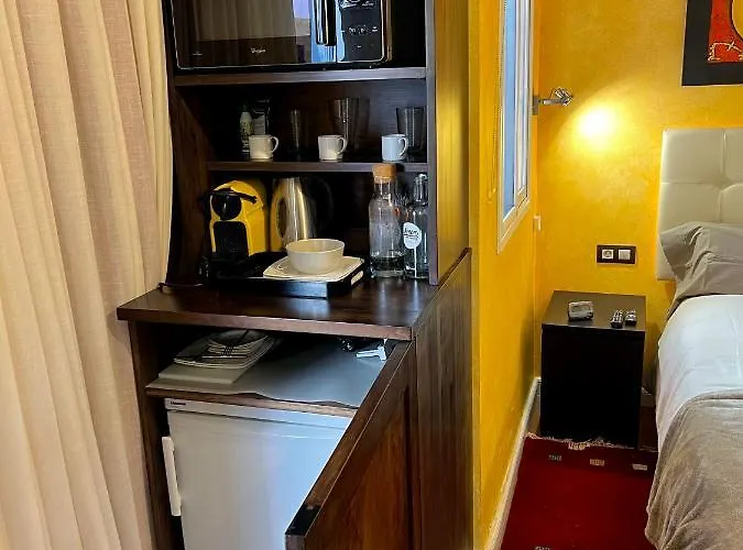 Con Piscina Climatizada Y Vistas Al Mar Willa