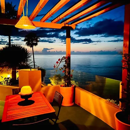 Con Piscina Climatizada Y Vistas Al Mar *