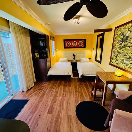 빌라 Con Piscina Climatizada Y Vistas Al Mar *