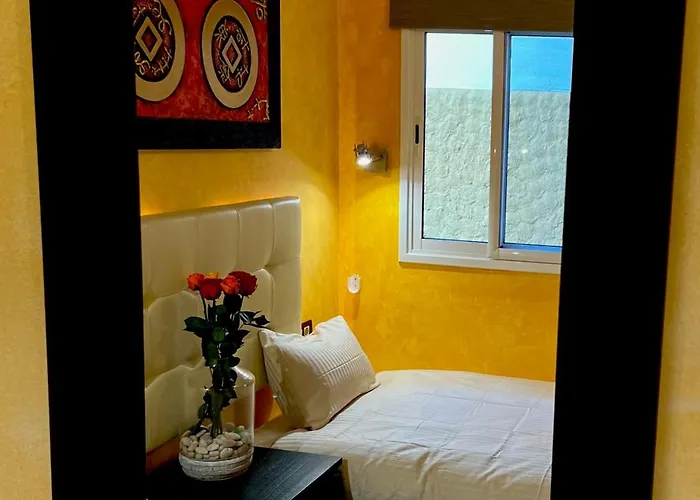 Con Piscina Climatizada Y Vistas Al Mar Villa Puntillo Del Sol