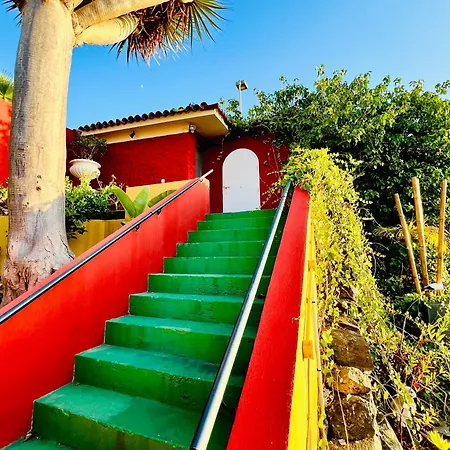 Con Piscina Climatizada Y Vistas Al Mar Βίλα *