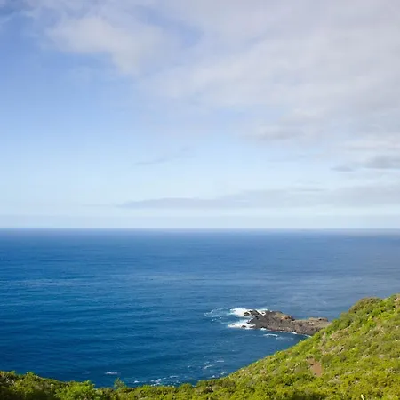 Con Piscina Climatizada Y Vistas Al Mar 别墅